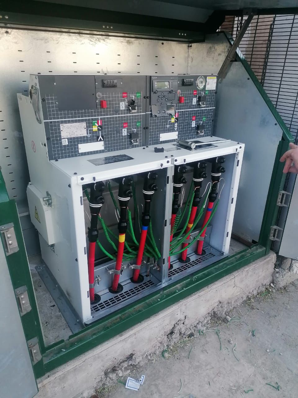 Instalación Ee Equipo Seccionador En Media Tensión