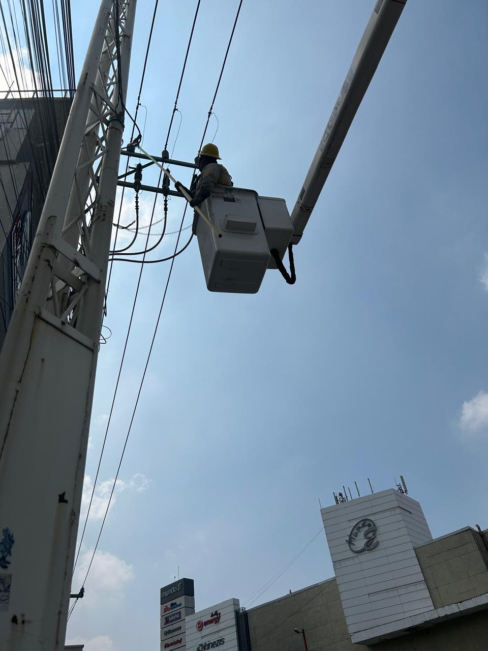 Maniobra para realizar libranza de transición aéreo subterráneo